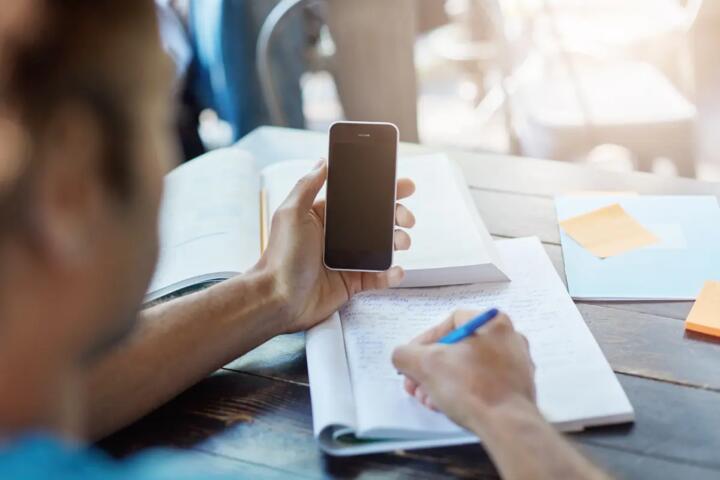 An Easy Blueprint to Track Receipts and Return Deadlines